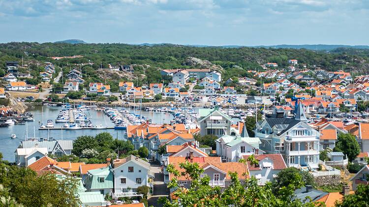 Watch the sails sway in Marstrand, Bohuslän Watch the sails sway in Marstrand, Bohuslän