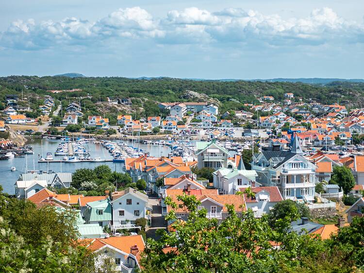 Watch the sails sway in Marstrand, Bohuslän Watch the sails sway in Marstrand, Bohuslän