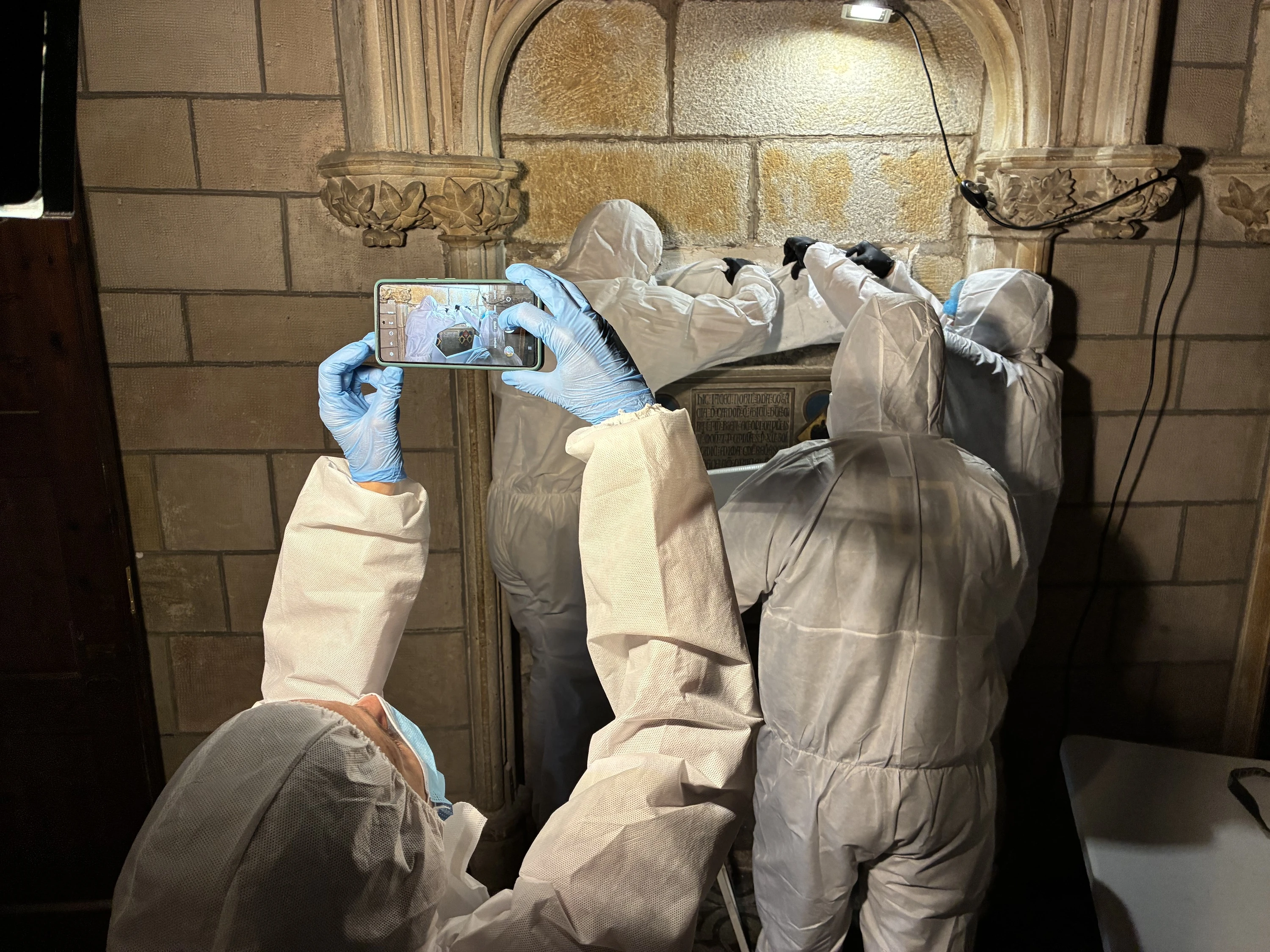 Intervenci&oacute; a les tombes