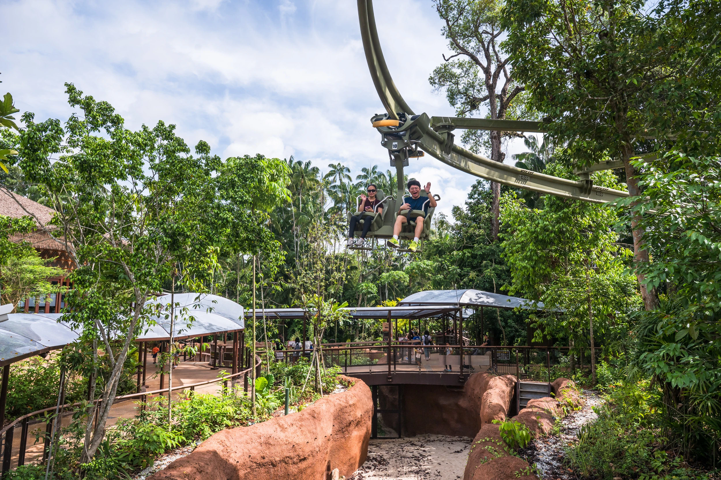 Canopy Glider with aerial views