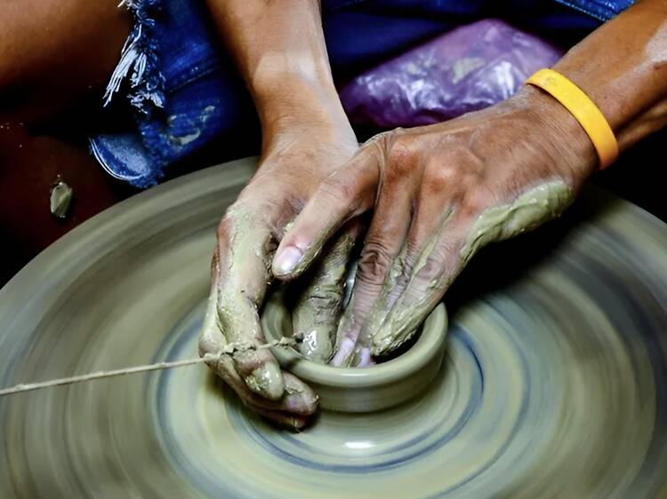 Ko Kret – Mon pottery, leaning stupas and absolutely no cars Ko Kret – Mon pottery, leaning stupas and absolutely no cars