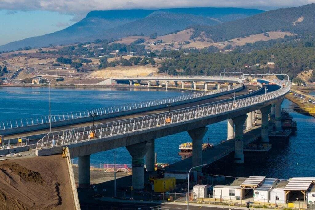 New Bridgewater Bridge under construction
