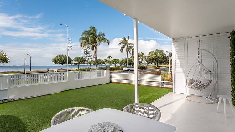 Absolute Waterfront ‘On The Esplanade’ Absolute Waterfront ‘On The Esplanade’
