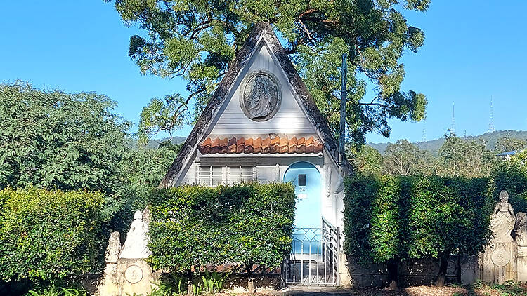 Private studio in Brisbane's iconic Fairy House Private studio in Brisbane's iconic Fairy House