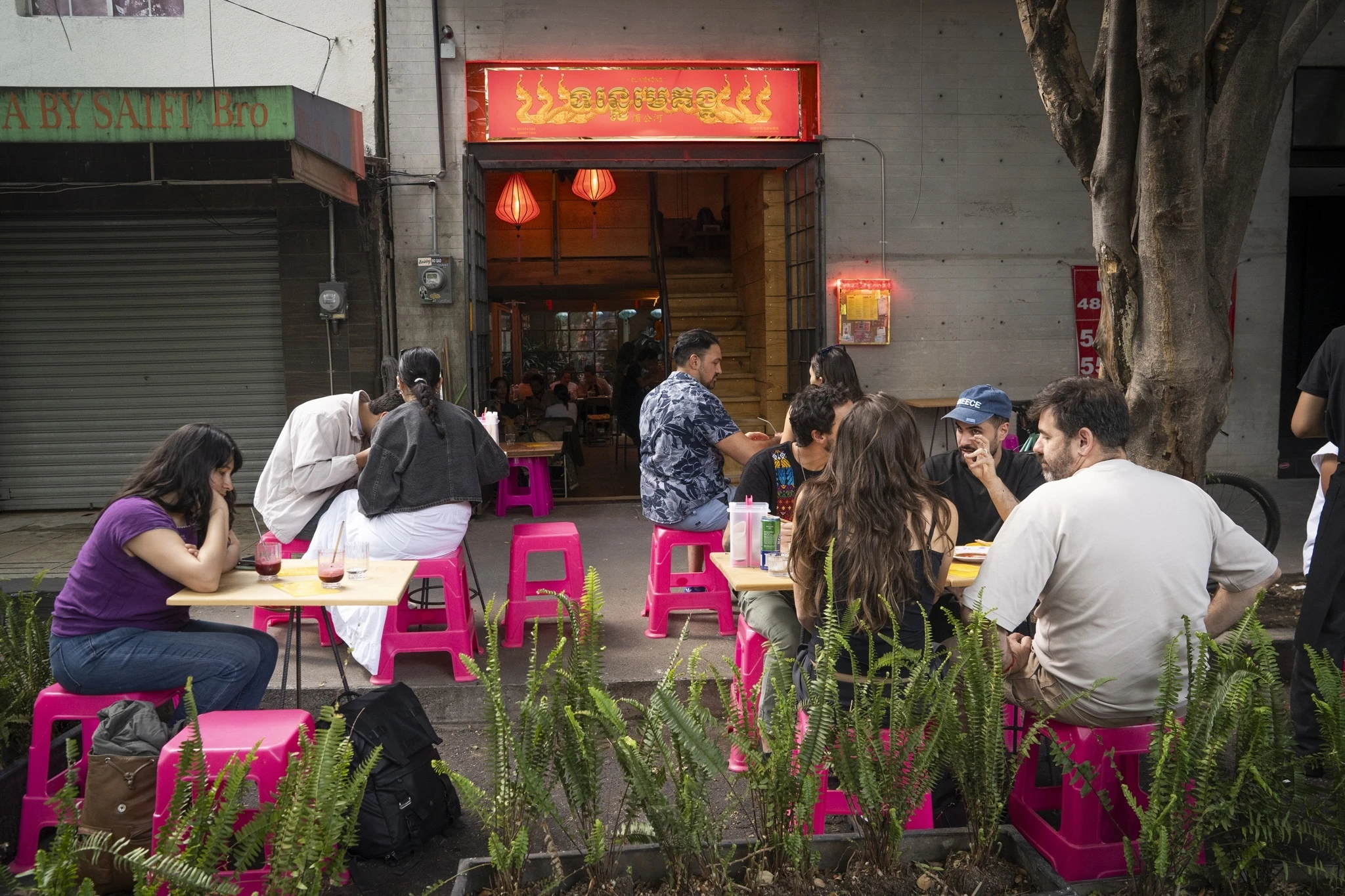 People dining in Mexico City