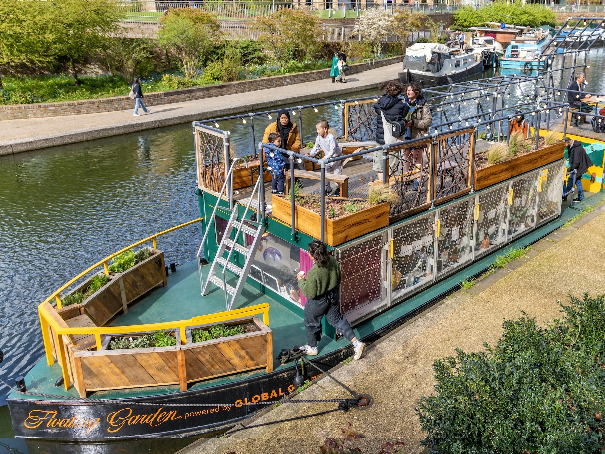 The Floating Garden on Regent&rsquo;s Canal