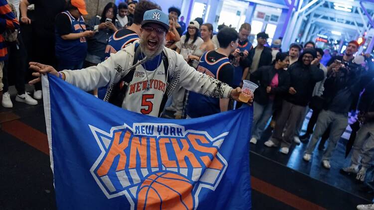 New York Knicks fans New York Knicks fans