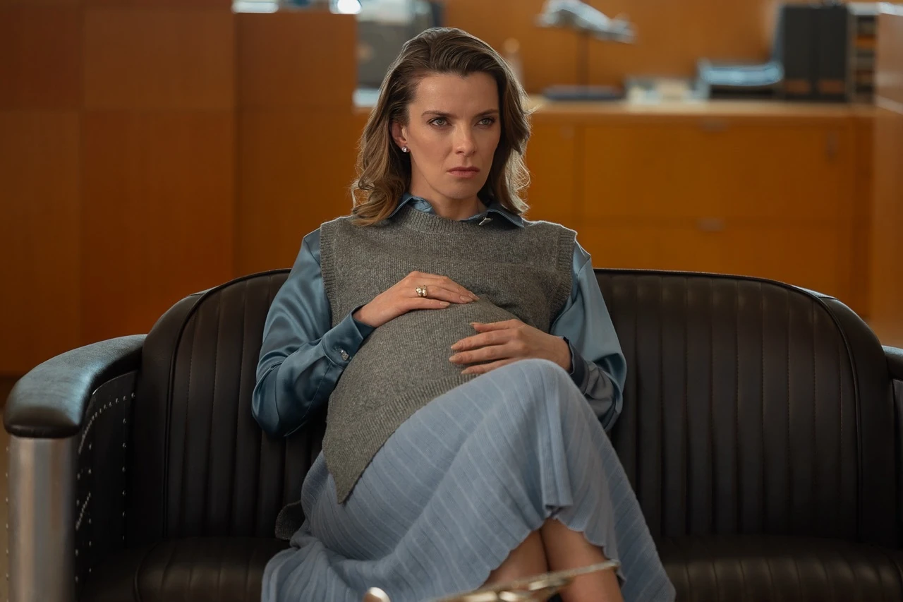Betty Gilpin as Sydney Bloom in Office Romance