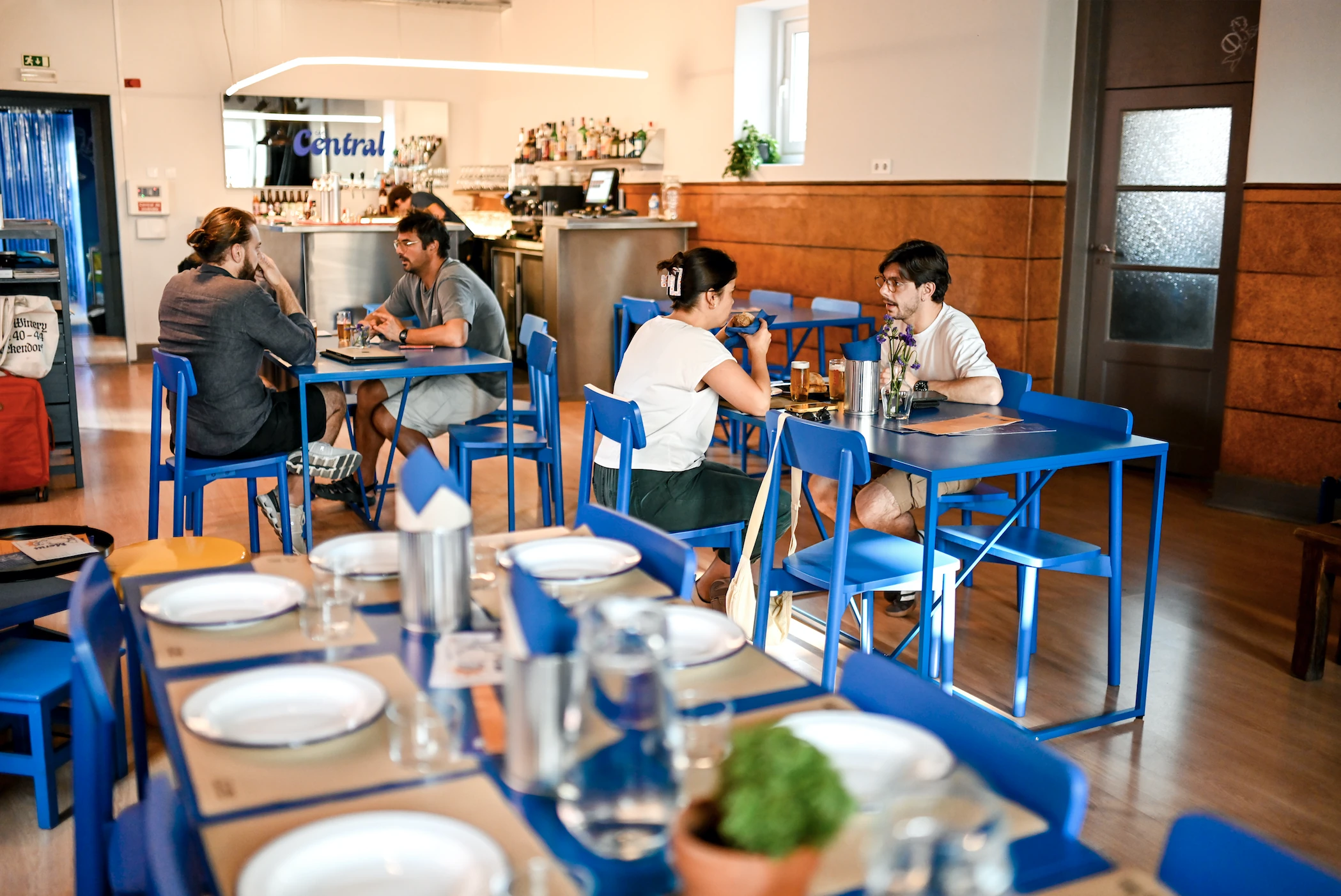 Caf&eacute; Central
