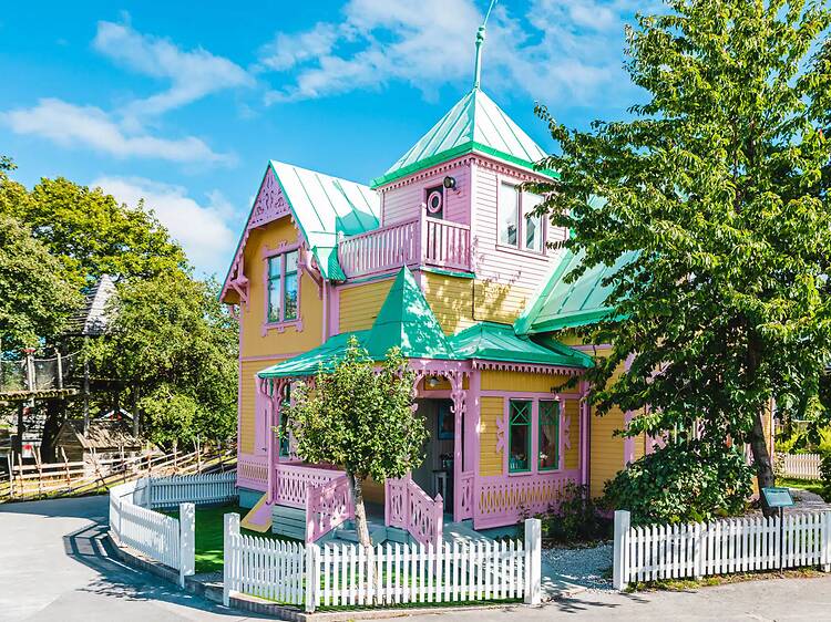 An image of Villa Villekulla, the colorful pink and yellow house from Pippi Longstocking, located at Kneippbyn resort in Visby, Sweden. An image of Villa Villekulla, the colorful pink and yellow house from Pippi Longstocking, located at Kneippbyn resort in Visby, Sweden.