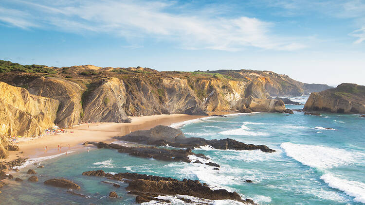 Praias naturistas. Dispa-se de preconceitos nestes areais