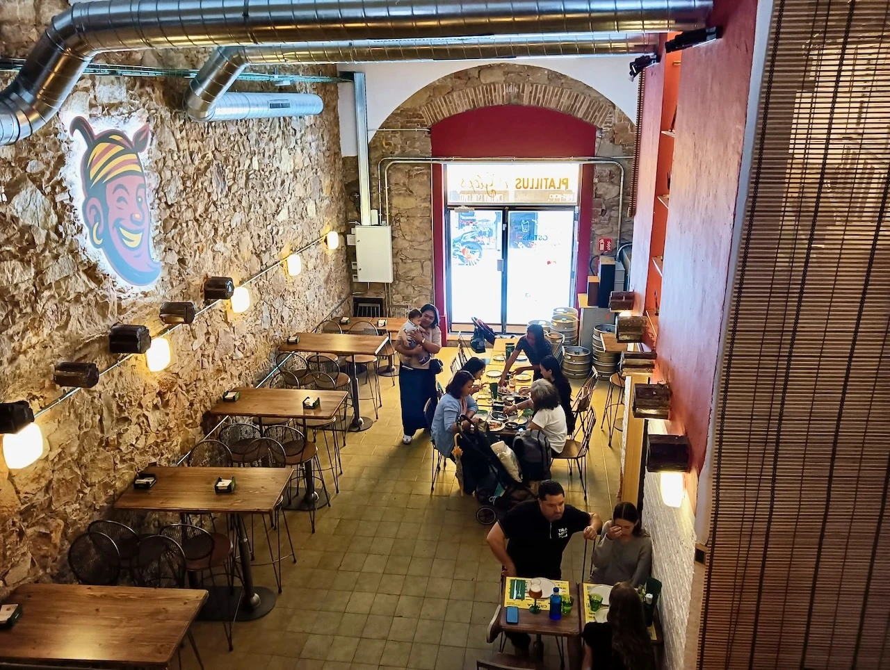 Taverna Bitxo, Sants 