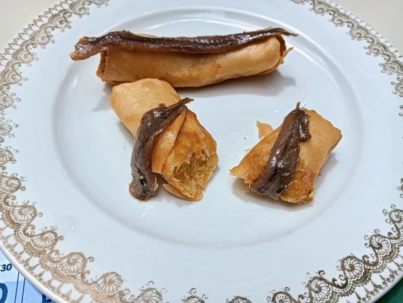 Taverna Bitxo, lumpia d'ensaladilla russa