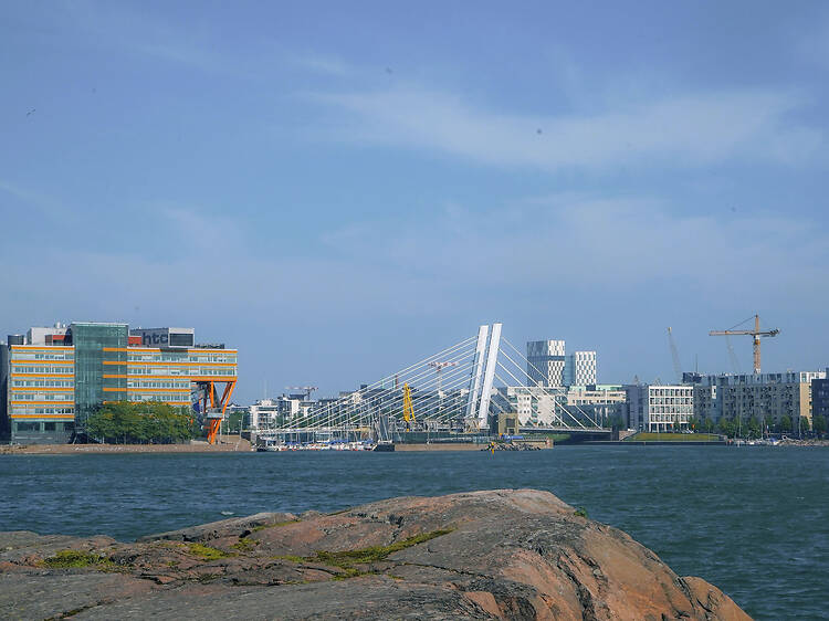 Kierrä Lauttasaaren rantareitti Kierrä Lauttasaaren rantareitti