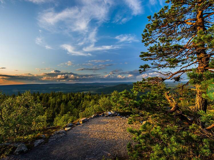 Parhaat päiväretkikohteet Oulusta: paikat rannoilta tuntureihin Parhaat päiväretkikohteet Oulusta: paikat rannoilta tuntureihin