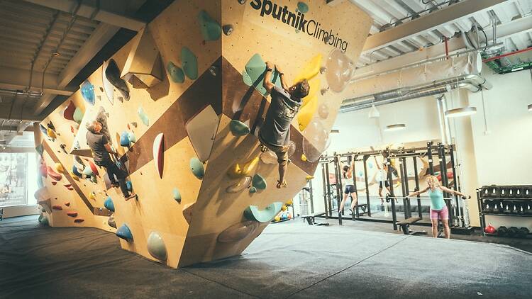 Sputnik Climbing Sputnik Climbing