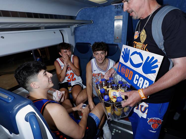 These commuter trains are transforming into Knicks hype zones today These commuter trains are transforming into Knicks hype zones today