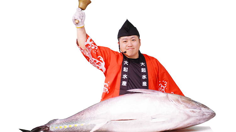 Bluefin tuna-cutting demonstration at Daiki Suisan Bluefin tuna-cutting demonstration at Daiki Suisan