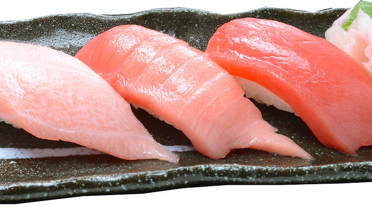 Bluefin tuna-cutting demonstration at Daiki Suisan Bluefin tuna-cutting demonstration at Daiki Suisan