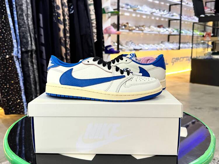 Swest Kicks Swest Kicks
