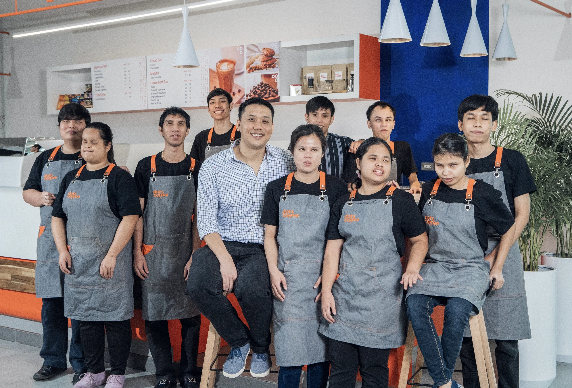 Gavin Kuangparichat &ndash; Dots Coffee