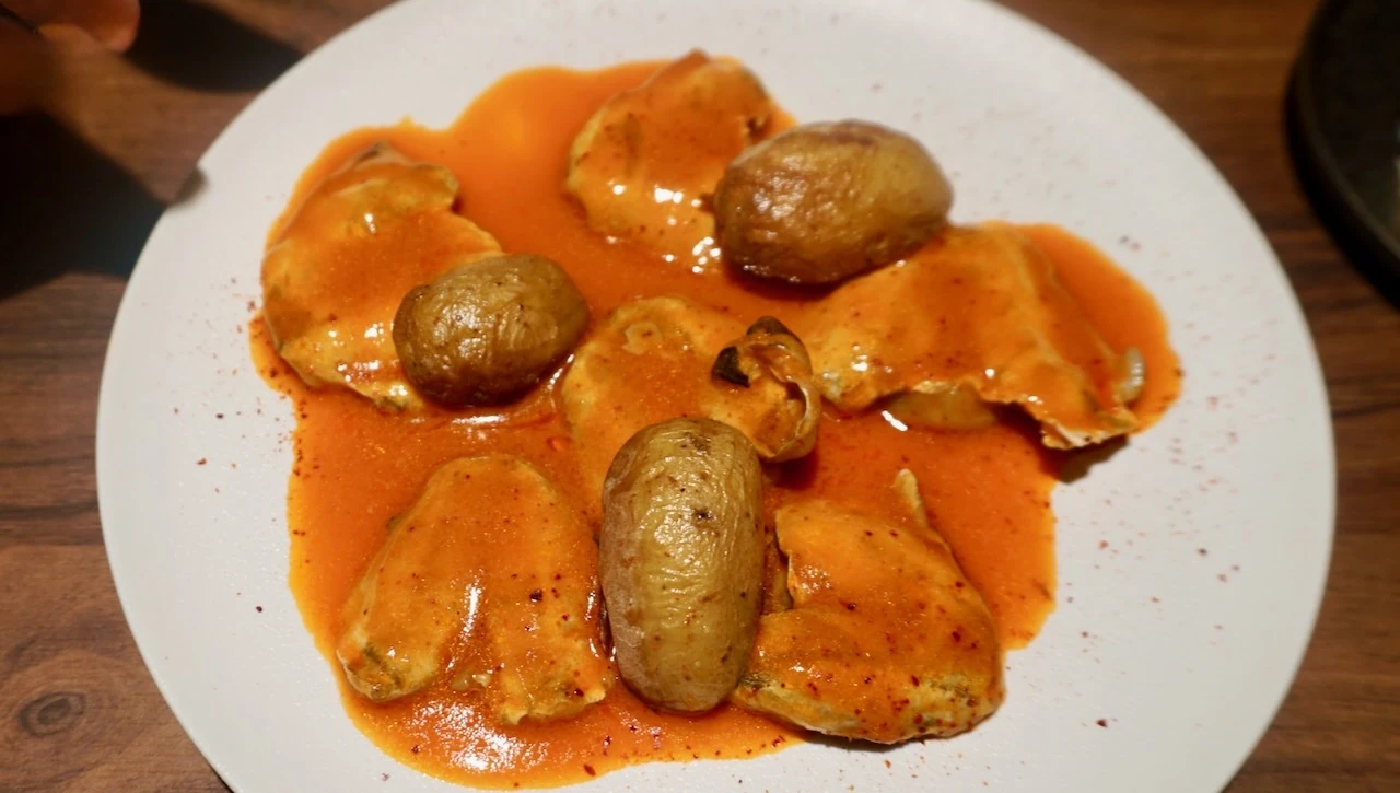 Casa Platos, cocochas de merluza con mojo pic&oacute;n