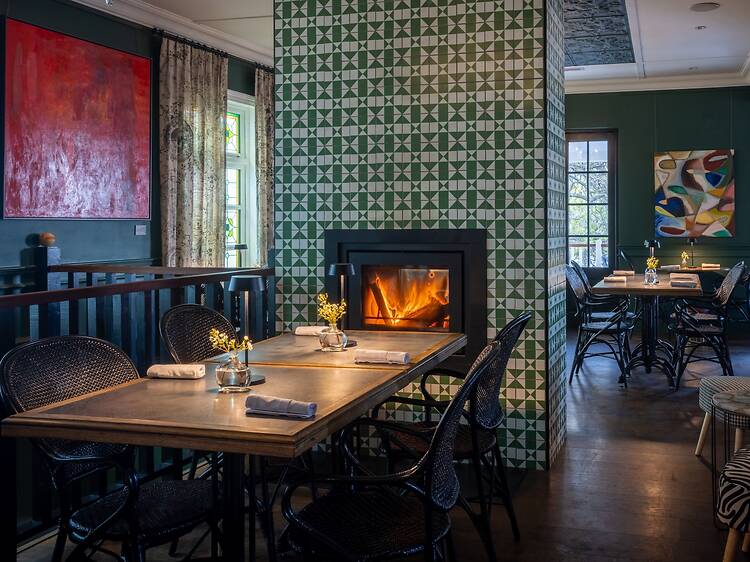 The 12 best restaurants with fireplaces in Cape Town The 12 best restaurants with fireplaces in Cape Town