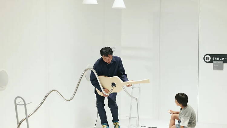 《搬運挑戰》（岡崎智弘/nomena，2025）