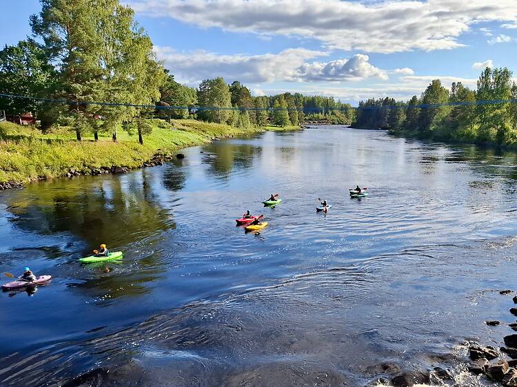 Paddle the Rapids of Dala-Floda Paddle the Rapids of Dala-Floda