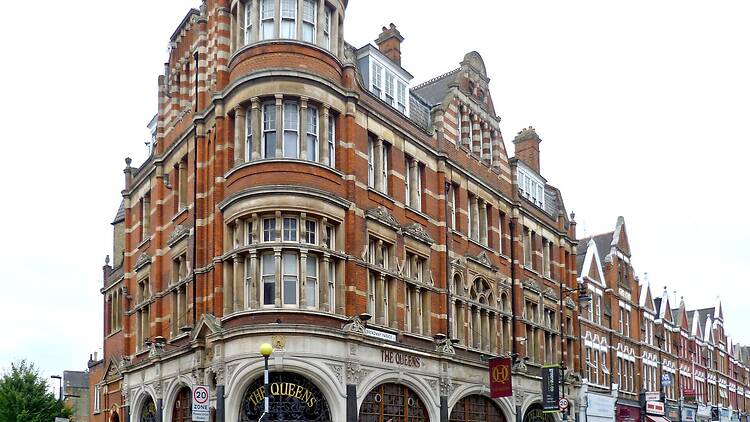 The Queens, Crouch End The Queens, Crouch End