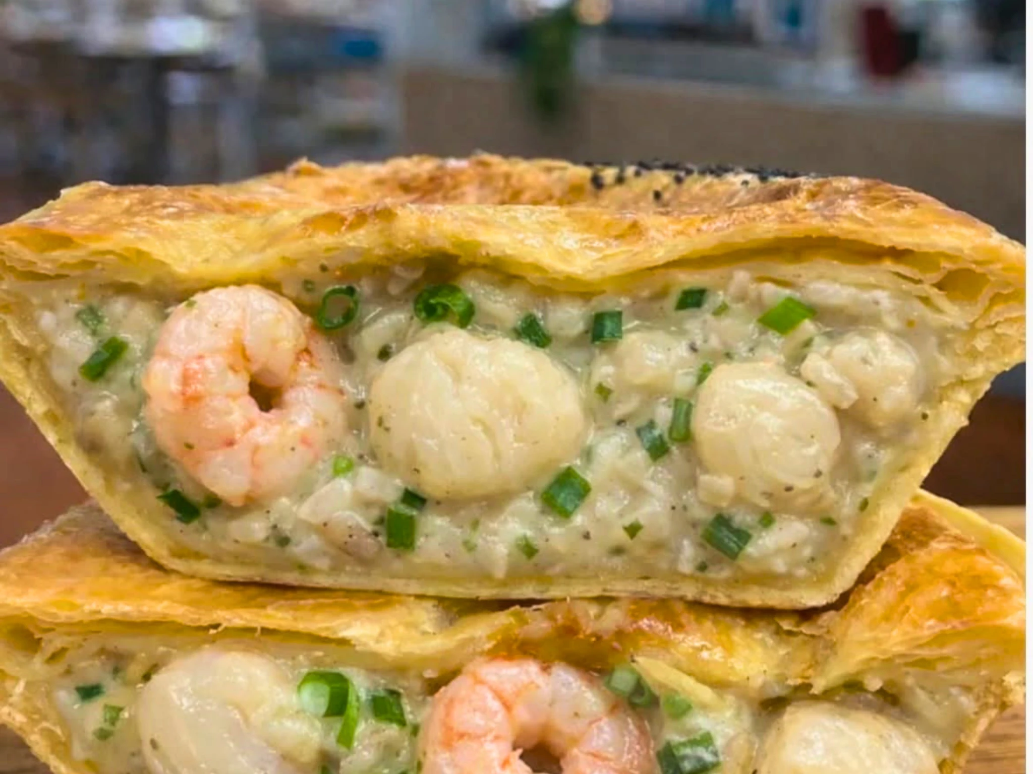Prawn and scallop pie