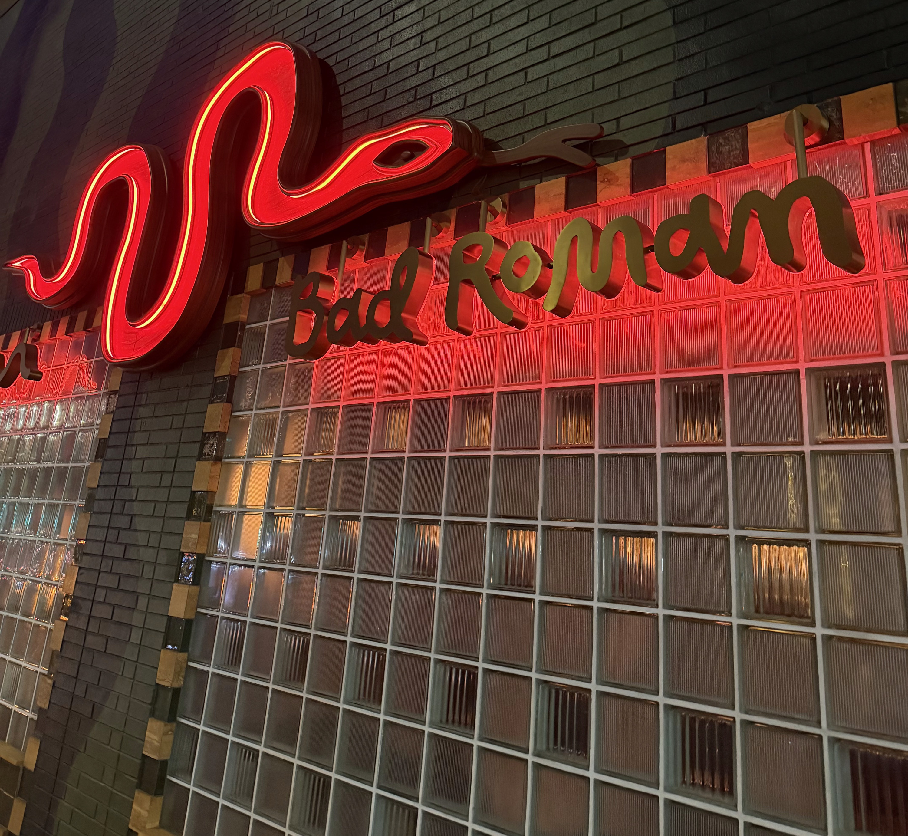 NYC's Bad Roman arrives in L.A. with its ethos intact—and its service in tatters