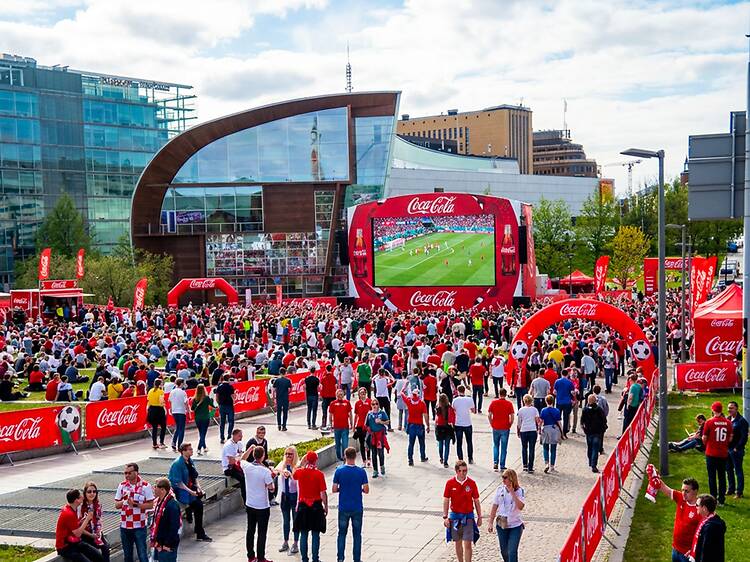 3.7. Dose Open Air, Coca-Cola Fan Zone 3.7. Dose Open Air, Coca-Cola Fan Zone