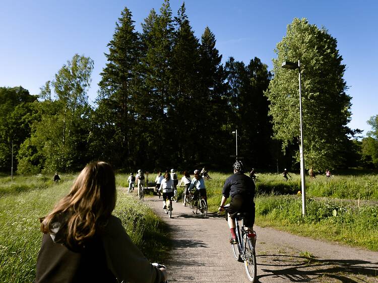 22.7. Hobo Slow Ride Cycling Club, Hobo Hotel 22.7. Hobo Slow Ride Cycling Club, Hobo Hotel