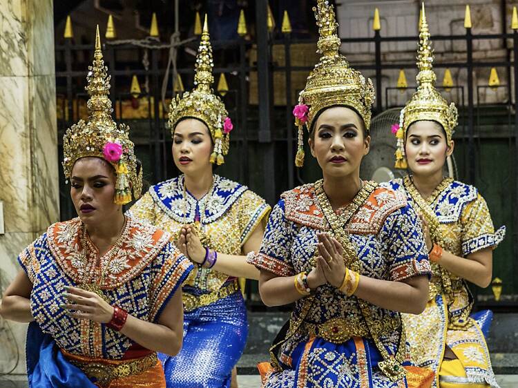 Watch traditional Thai dance happen in real time Watch traditional Thai dance happen in real time