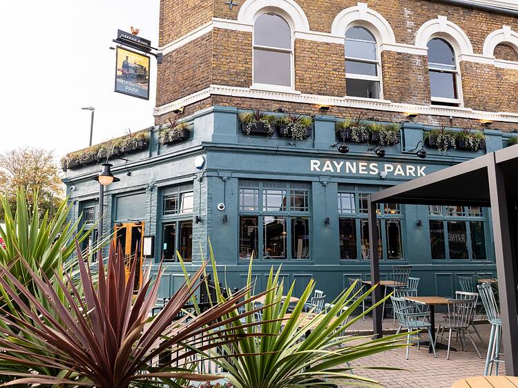 The Raynes Park Tavern, Raynes Park