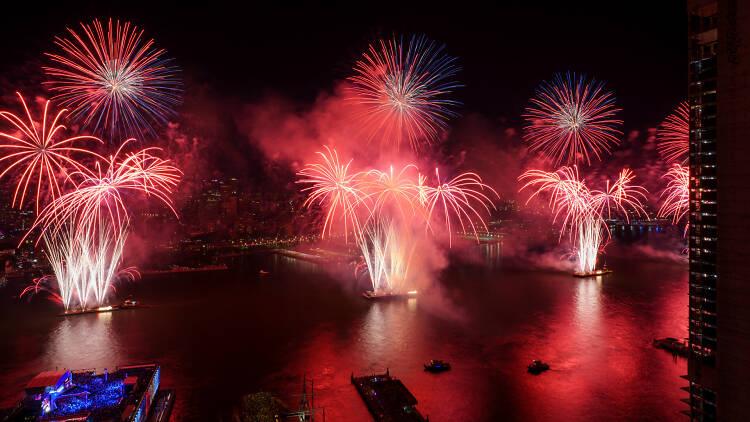 Macy's 4th of July fireworks a photo of the Macy's 4th of July fireworks over the east river.
