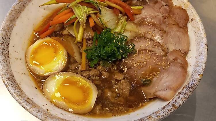 Ramen de cerdo en Nika Club Ramen de cerdo en Nika Club