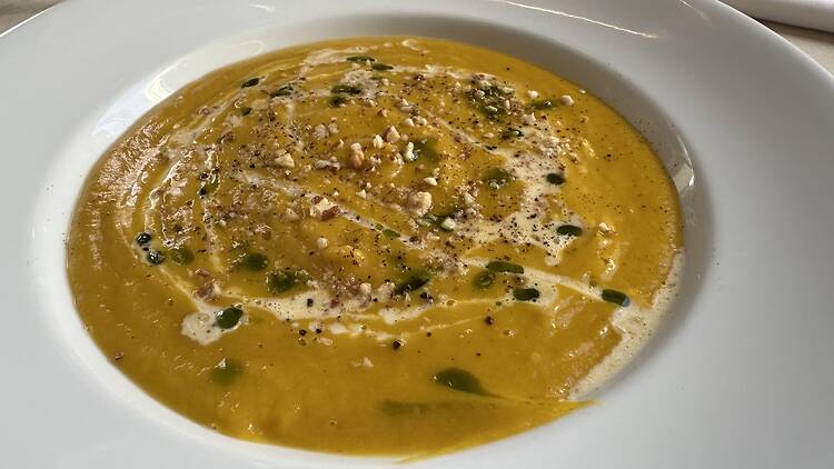 Sopa de cabutia ahumada en Carmen Sopa de cabutia ahumada en Carmen