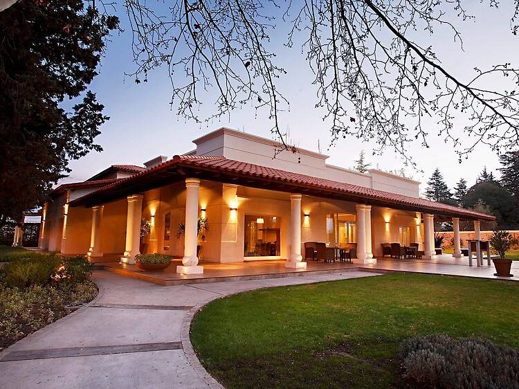 Terrazas de los Andes Guest House: la experiencia de dormir dentro de una bodega ícono de Mendoza