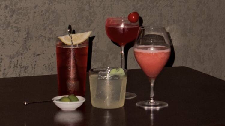 เพลิดเพลินไปกับค็อกเทล ที่ Bar Scofflaws