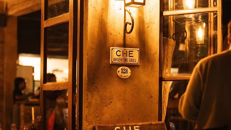 Lionel Messi, Argentina - a post-match steak at Che Argentine Grill