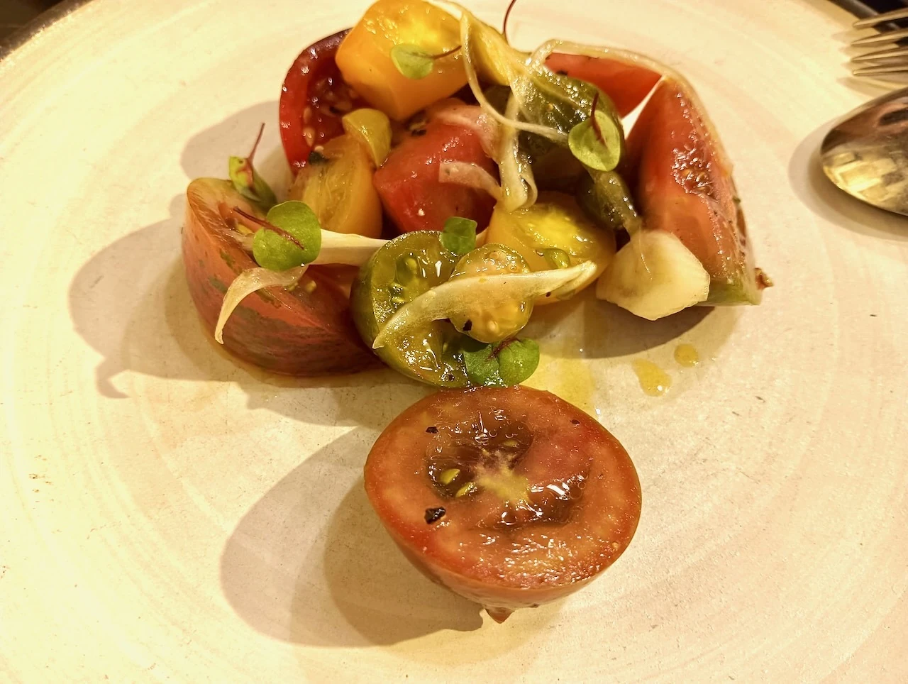Amanida de tom&agrave;quets, Can Pineda