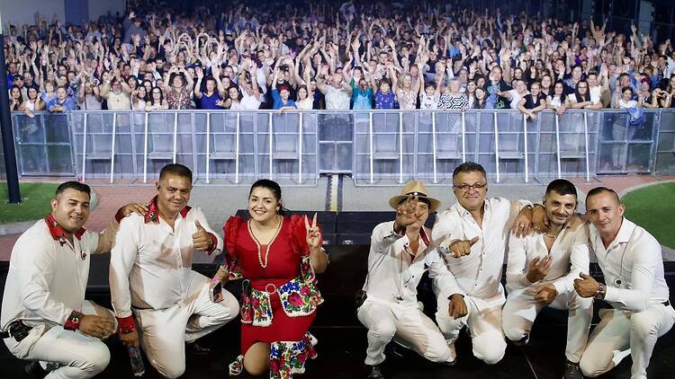 Parno Graszt koncert és Táncház a Khamoro Banddel