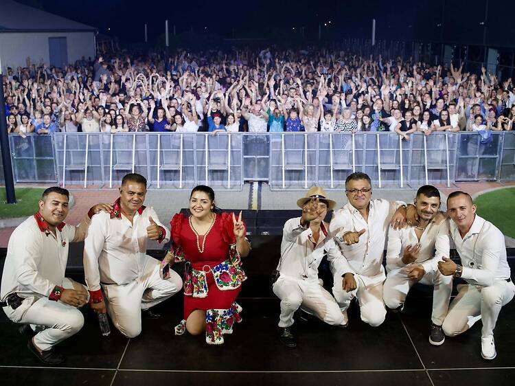 Parno Graszt koncert és Táncház a Khamoro Banddel