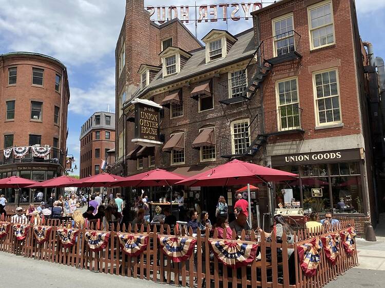 This iconic Boston restaurant is turning 200 years old