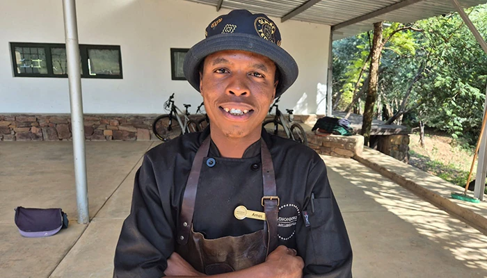Mhondoro's Amos
