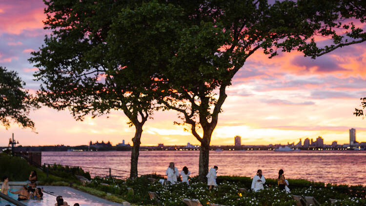 sunset dusk sunset dusk (QC )