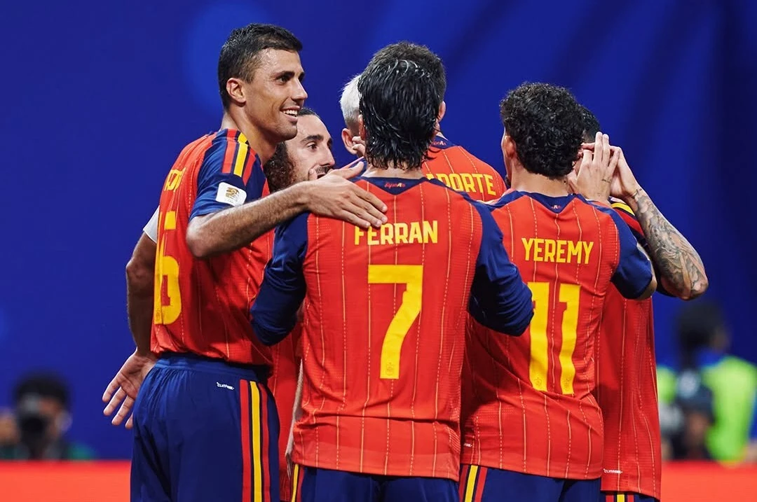 Selecci&oacute;n Espa&ntilde;ola de F&uacute;tbol