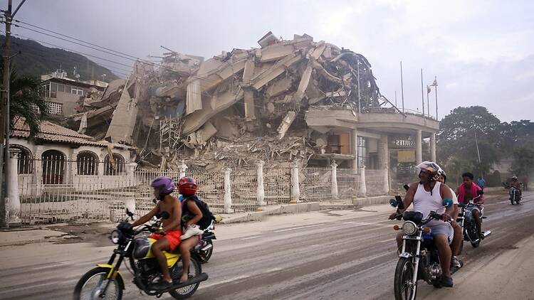 The aftermath of the earthquake in La Guaira, Venezuela 